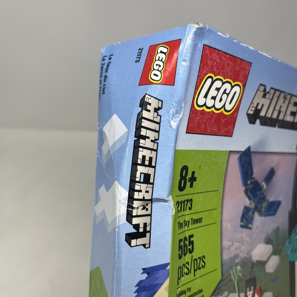 LEGO Minecraft: The Sky Tower (21173) New Sealed Damaged Box - Picture 4 of 7